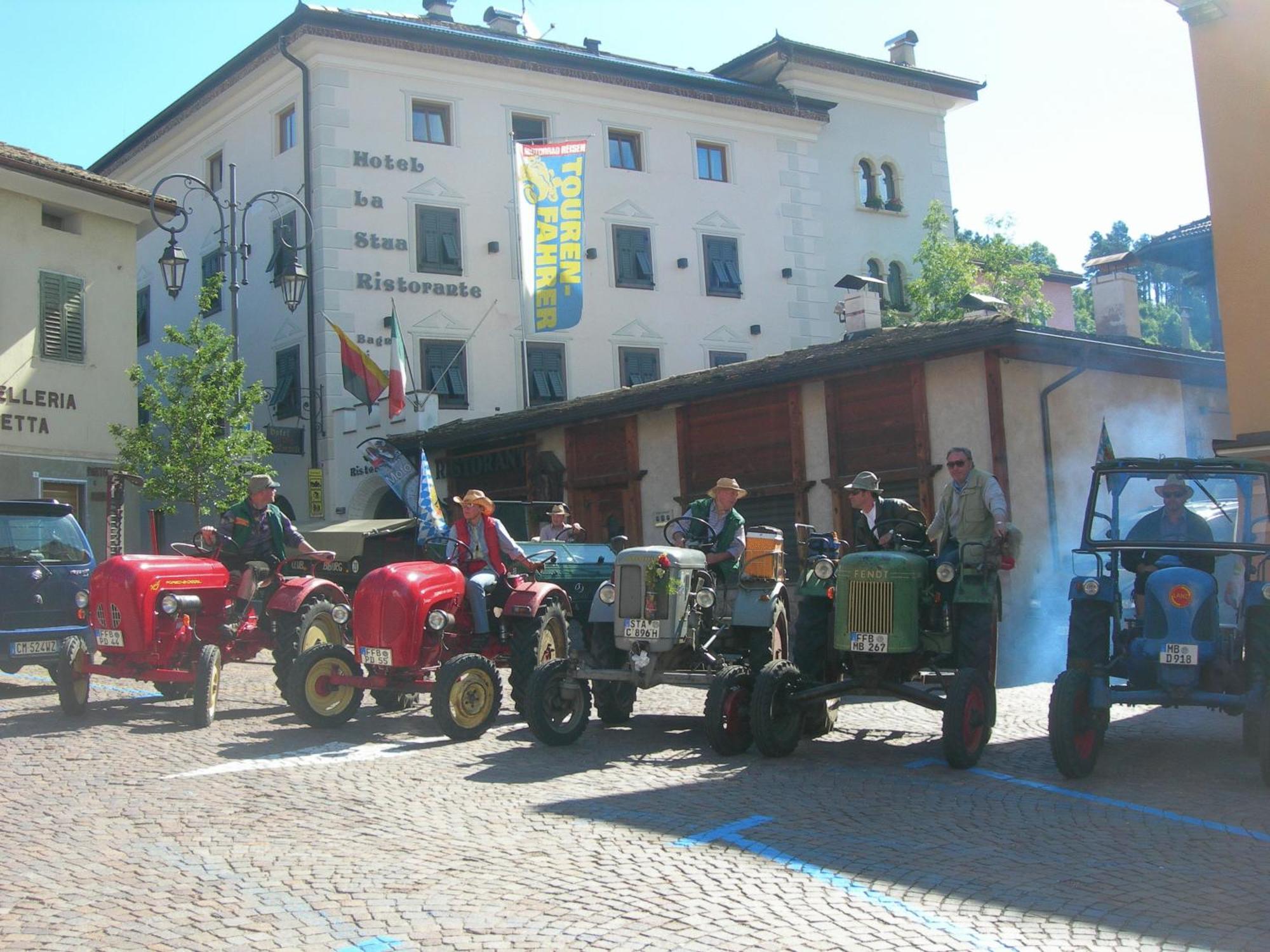 Historic Hotel Ristorante La Stua Cavalese Eksteriør billede