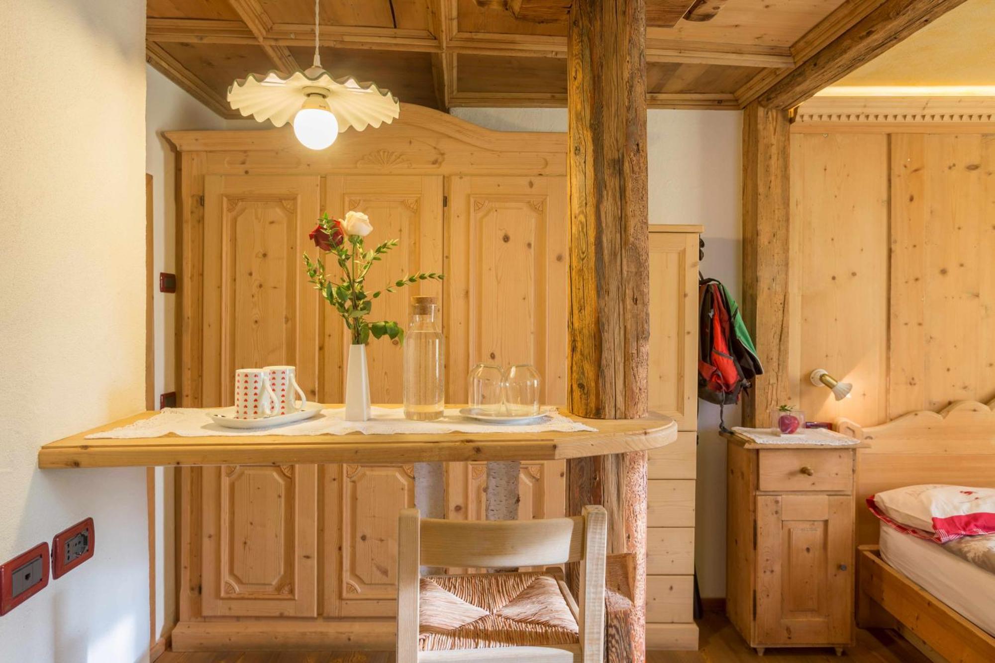 Historic Hotel Ristorante La Stua Cavalese Eksteriør billede