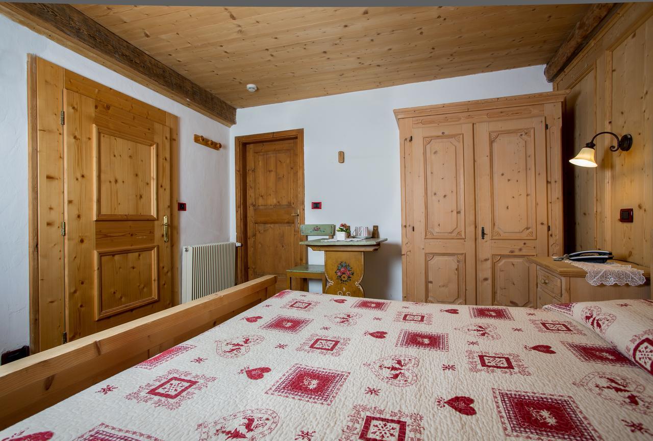 Historic Hotel Ristorante La Stua Cavalese Eksteriør billede